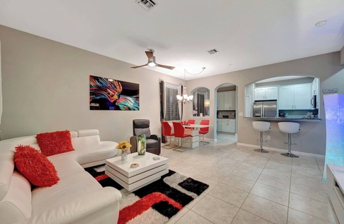 Naples Villa | Mansions North at Artesia