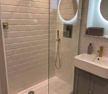 Crawshaw Booth Casa | Maple Cove