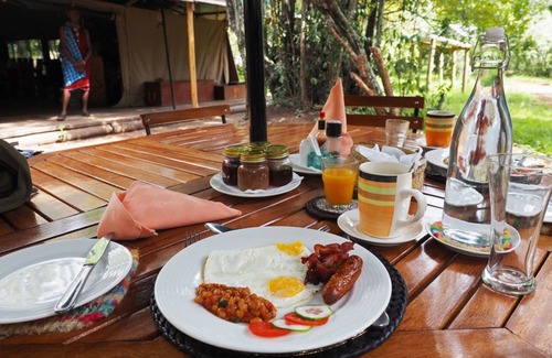 Mara North Conservancy Alquiler De RV | Mara Legends Camp
