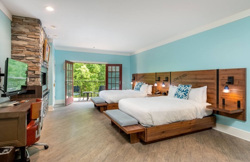 Pigeon Forge Hotel | Margaritaville Island Hotel