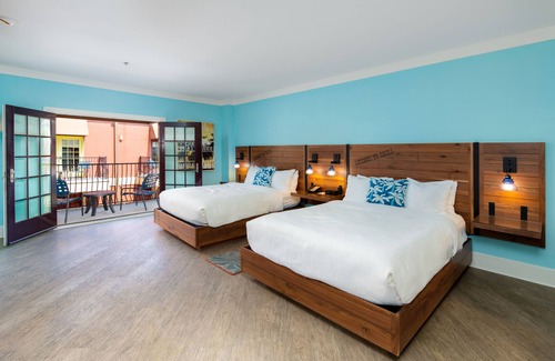 Pigeon Forge Hotel | Margaritaville Island Hotel