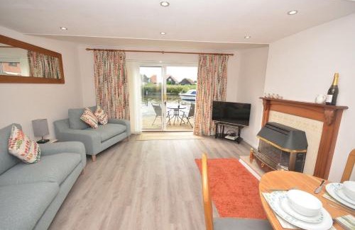 Irstead Casa | Margherita