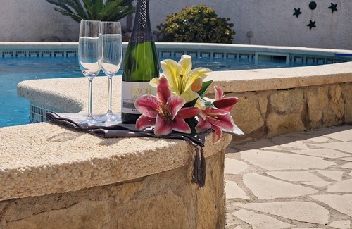 Riumar Chalet De Esquí | "Marianna"@MARISOL: 310m a la playa, piscina privada, A/C, WiFi, playa para perros.