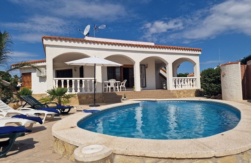 Riumar Chalet De Esquí | "Marianna"@MARISOL: 310m a la playa, piscina privada, A/C, WiFi, playa para perros.