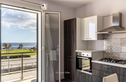 Avola Apartamento | Maric in Avola With 2 Bedrooms and 2 Bathrooms