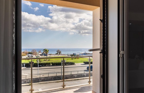 Avola Apartamento | Maric in Avola With 2 Bedrooms and 2 Bathrooms