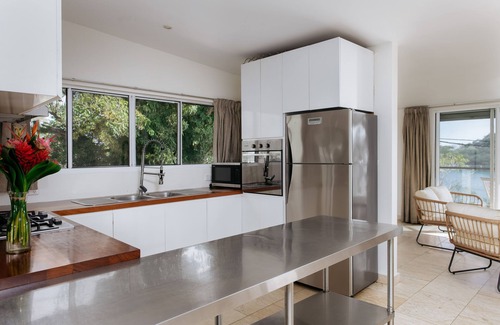 Port Vila Hotel | Mariner Apartments