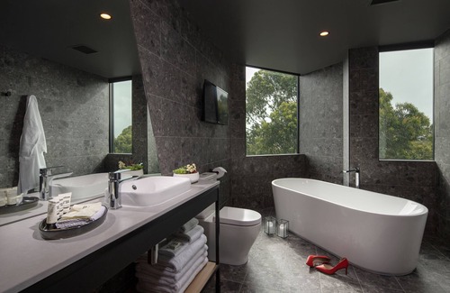 Mitchell Park Hotel | Marion Hotel