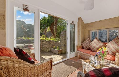 St Davids Casa | Mary Cottage