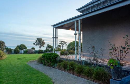 Williamstown Casa | Mary MacKillop Spirituality Centre, St Joseph's by the sea