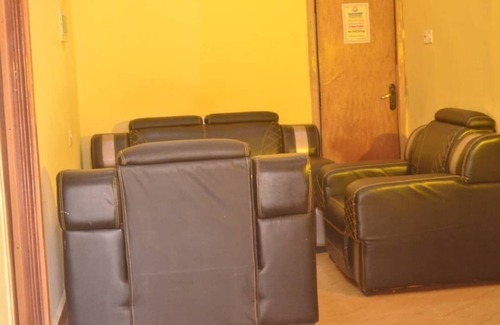 Ekpoma Hotel | Mary queen hotels and suites