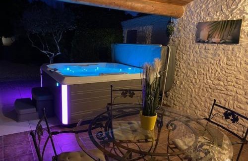 St.-Remy-de-Provence Casa | Mas Beau Soleil & Spa Cottages DeCharme avec Jacuzzi&Jardin Privés