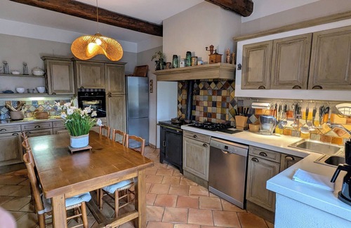 Saint-Paul-Trois-Chateaux Casa | Mas provençal, in the vineyards near the historic village center