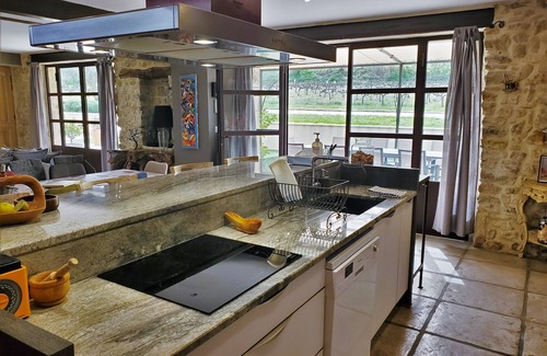 Saint-Julien-de-Peyrolas Casa | Mas Olivette, piscina privada vallada, 5 min Ardèche y gargantas Aiguèze, tranquila