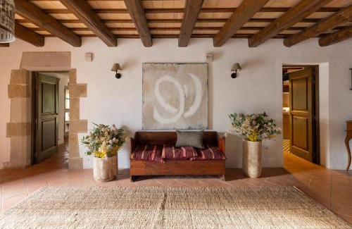 Bescano Casa | Masia elegant amb jardí i piscina