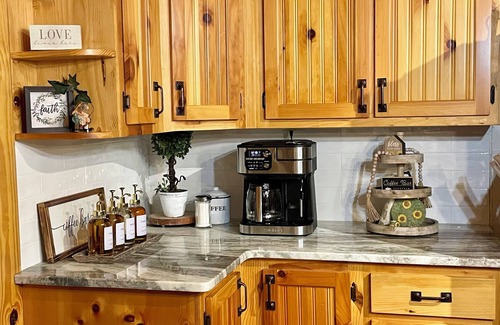 Grovetown Cabina | Masters sleeper home rental! 3-bedroom cabin. Relax and unwind.