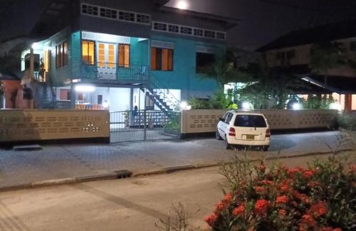 Paramaribo Apartamento | Max Garden and Pool