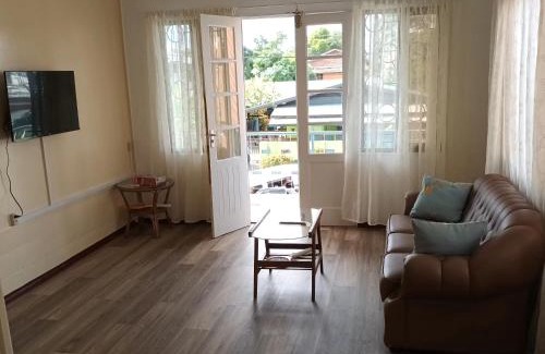 Paramaribo Apartamento | Max Garden and Pool