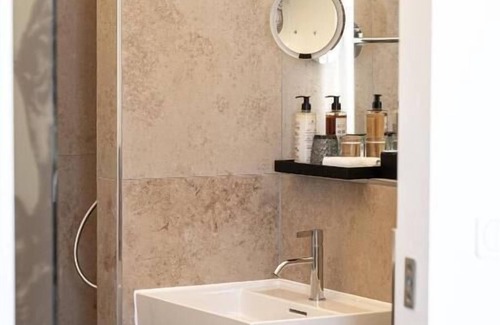 Innenstadt Hotel | Maxim Suites by Elias Holl