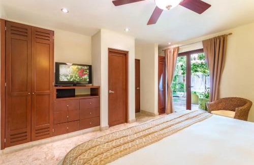 Centro de Playa del Carmen Hotel | Maya Villa Condo Hotel and Beachclub