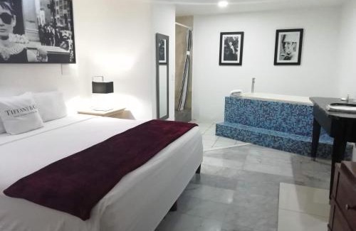 Punta Cancún Hotel | Mayafair All Inclusive
