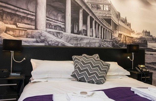 Scarborough Hotel | Mayfield Hotel