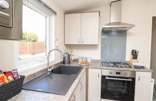 Runswick Bay Cabaña | Mayflower Lodge