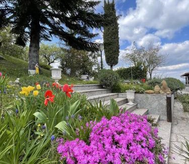 Grizzana Morandi Villa | Mazzetti Country House-Vita in campagna con giardino