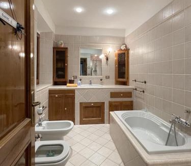 Grizzana Morandi Villa | Mazzetti Country House-Vita in campagna con giardino