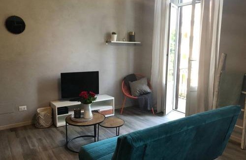 Arona Apartamento | Mazzini apartment