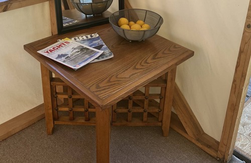 Isleton Casa | Meadow Cabana - King Bed