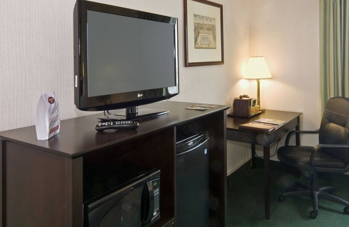 Secaucus Hotel | Meadowlands Plaza Hotel
