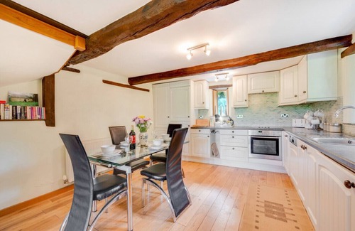 Worlington Casa | Meadowside Barn - Dos Habitaciones Casa, Capacidad 4