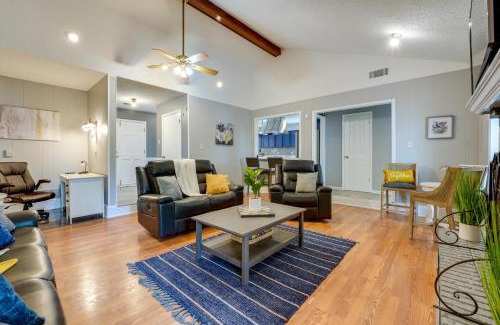 Capleville Casa | Memphis Vacation Rental Getaway with Large Deck