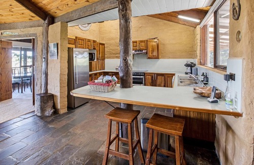 Bumberrah Casa | Enjoy a country getaway on the banks of the Tambo River