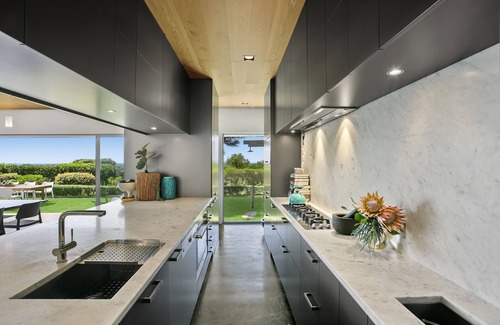 Boomerang Beach Villa | Mer Claire | ocean view luxury at Boomerang Beach