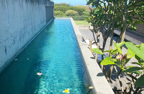 Boomerang Beach Villa | Mer Claire | ocean view luxury at Boomerang Beach