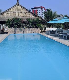 Lome Apartamento | MERAKI BEACH RESORT Lodges