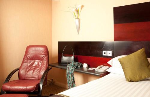 Chester Hotel | Mercure Chester Abbots Well Hotel