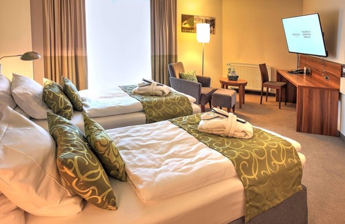 Traar Hotel | Mercure Tagungs- & Landhotel Krefeld