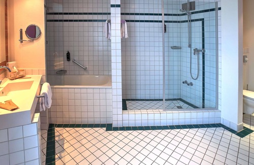 Traar Hotel | Mercure Tagungs- & Landhotel Krefeld