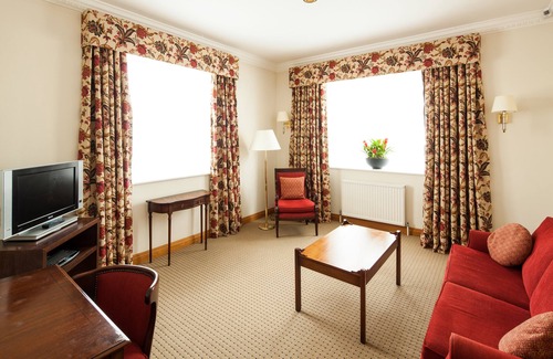Skelton Hotel | Mercure York Fairfield Manor Hotel