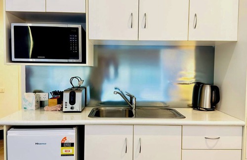 Tumut Hotel | Merivale Motel