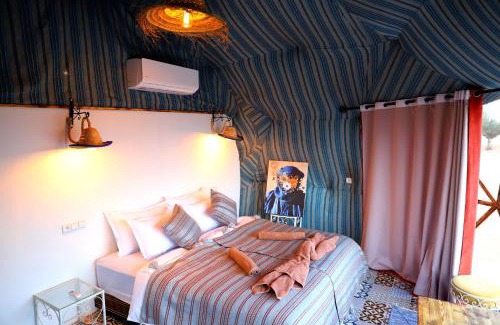 Tisserdmine Otro | Merzouga Dome