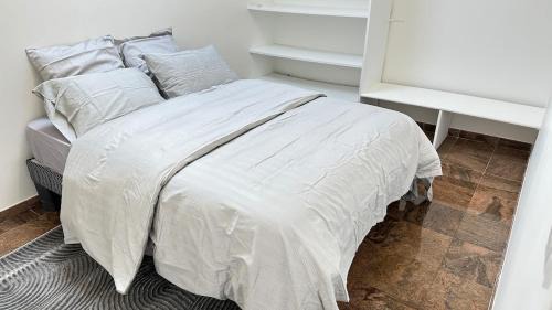 Drancy Centre Apartamento | MEZZANINE 17 Rue de la Fraternité DEUX CHAMBRES AVEC PARKING