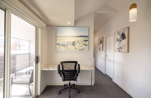 Geelong Villa | Mibnb Avoca Place Geelong