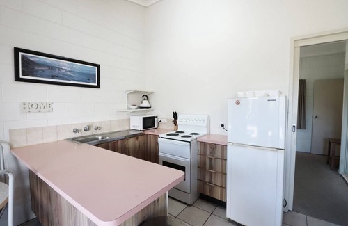 Merimbula Cabina | Micks Budget Accommodation on Fishpen