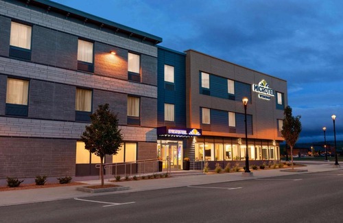 Lac-Megantic Hotel | Microtel Inn Suites by Wyndham Lac-Megantic