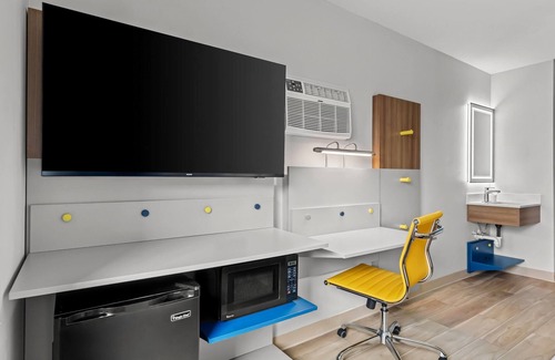 Norcross Hotel | Microtel Inn & Suites by Wyndham Norcross