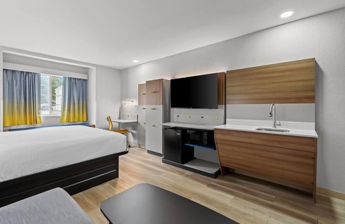 Norcross Hotel | Microtel Inn & Suites by Wyndham Norcross